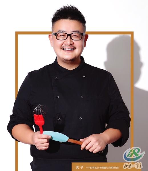 人气美食节目主持人：从厨房到聚光灯的味蕾启蒙与成长故事